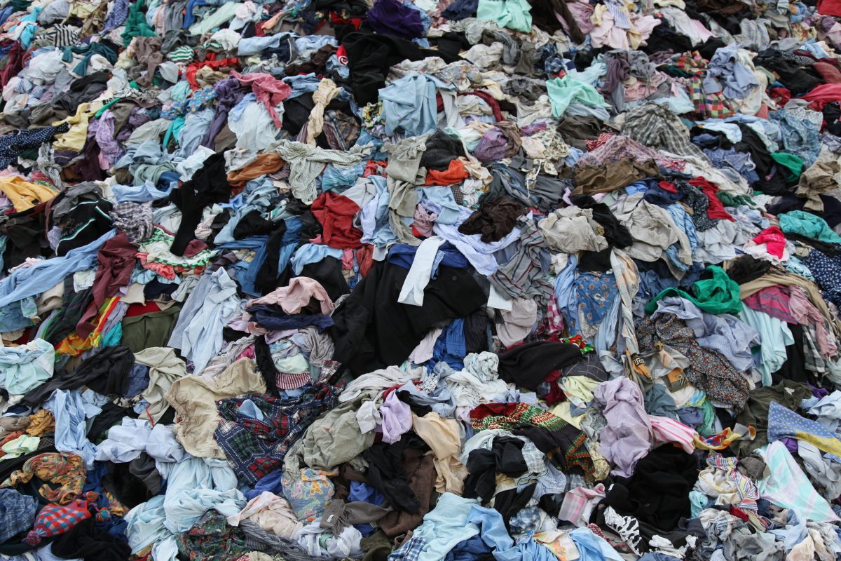 Изследователски проект за смесени текстилни отпадъци