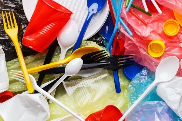 Защо само малка част от вашата пластмаса всъщност се рециклира